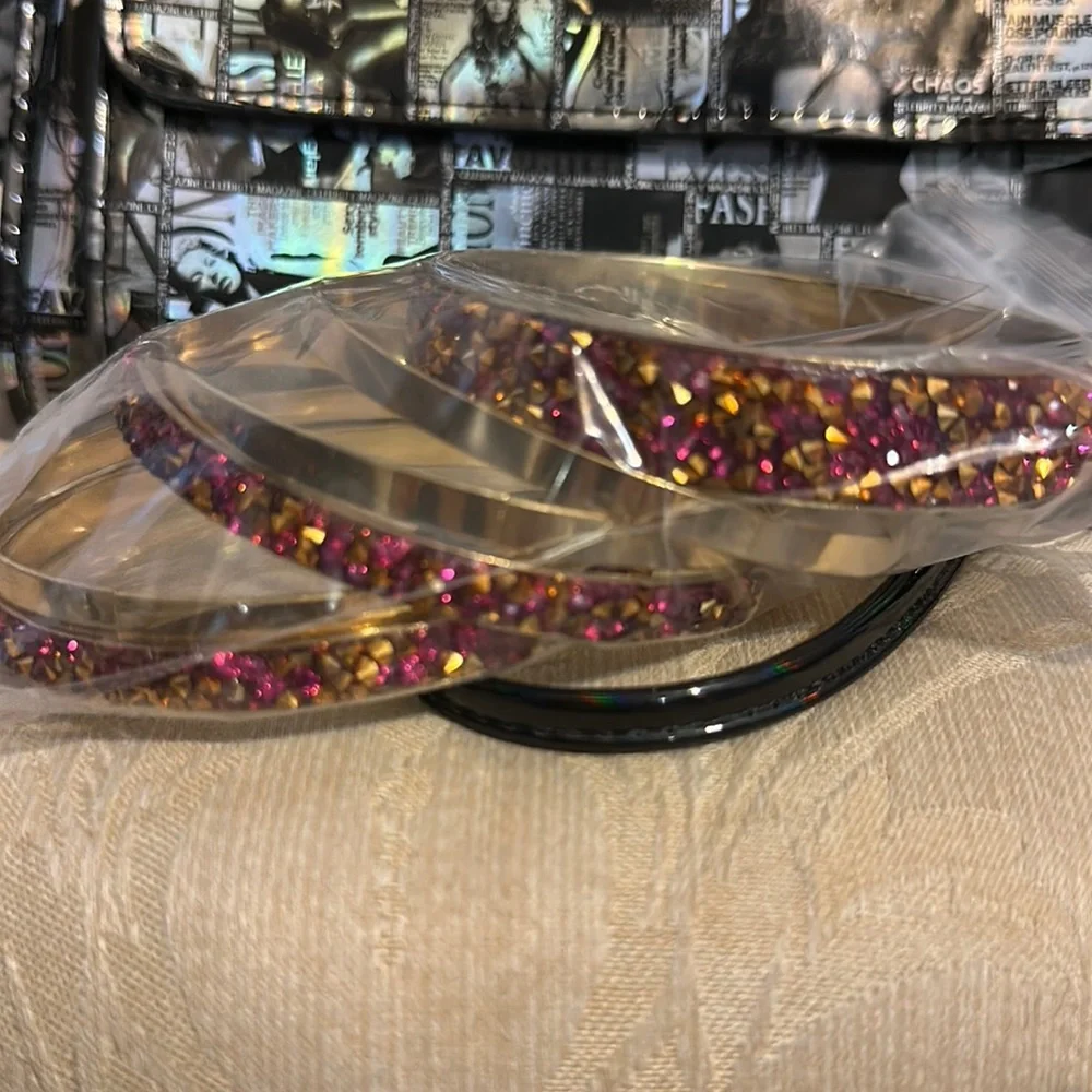 NWOT PINK/GOLDEN sparkling bangle bracelets - Picture 3 of 4